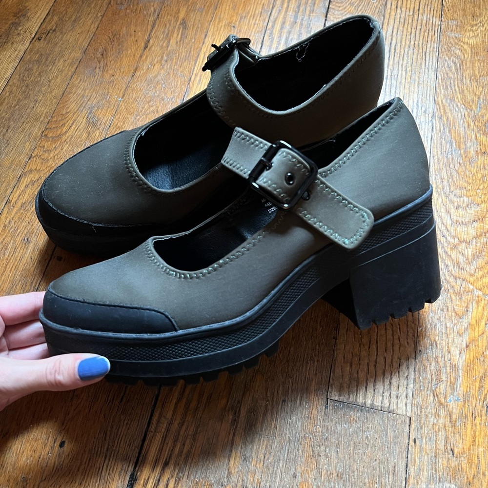 Sporty Mary Jane’s in green and black